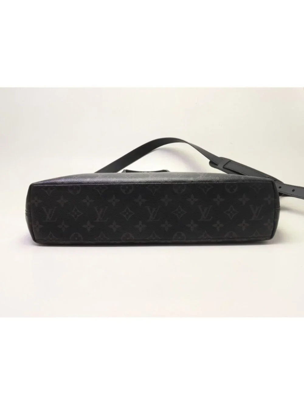 Louis Vuitton Monogram Eclipse Briefcase Explorer 2-Way Business